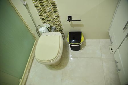 Casa à venda com 264m², 3 quartos e 4 vagasBanheiro Suíte 2 