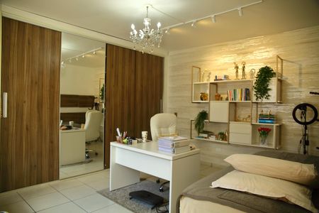 Casa à venda com 264m², 3 quartos e 4 vagasSuíte 1