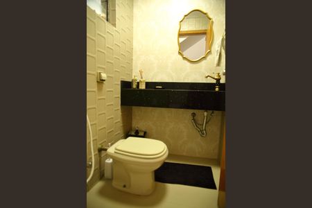 Casa à venda com 264m², 3 quartos e 4 vagasLavabo da Sala 