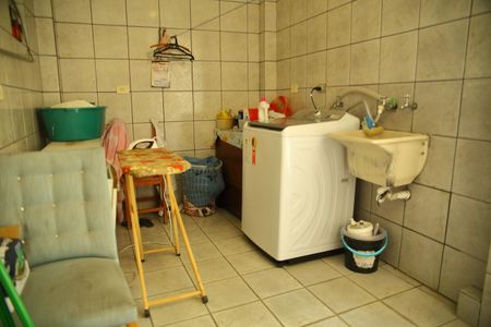 Casa à venda com 264m², 3 quartos e 4 vagasÁrea de Serviço