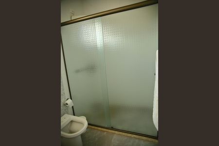 Casa à venda com 264m², 3 quartos e 4 vagasBanheiro Suíte 2 