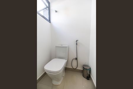 Casa de condomínio à venda com 465m², 5 quartos e 4 vagas Casa de condomínio à venda com 465m², 5 quartos e 4 vagasBanheiro da Suíte