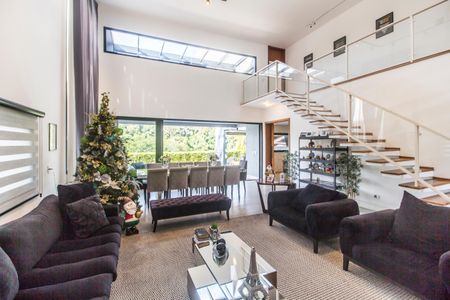 Sala  de casa de condomínio à venda com 5 quartos, 465m² em Colinas da Anhanguera, Santana de Parnaíba