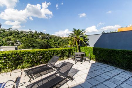 Casa de condomínio à venda com 465m², 5 quartos e 4 vagas Casa de condomínio à venda com 465m², 5 quartos e 4 vagasPiscina