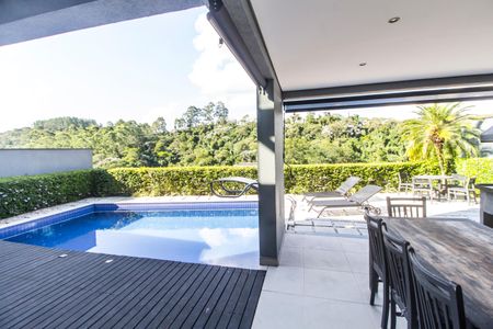 Casa de condomínio à venda com 465m², 5 quartos e 4 vagas Casa de condomínio à venda com 465m², 5 quartos e 4 vagasÁrea gourmet