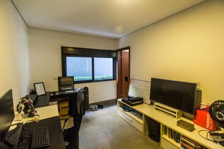 Casa de condomínio à venda com 465m², 5 quartos e 4 vagas Casa de condomínio à venda com 465m², 5 quartos e 4 vagasSuíte 5