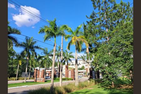 Casa de condomínio à venda com 465m², 5 quartos e 4 vagas Casa de condomínio à venda com 465m², 5 quartos e 4 vagasVista da Rua