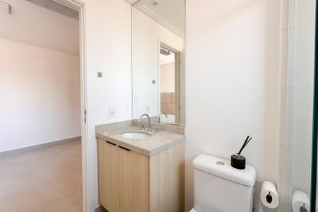 Apartamento à venda com 78m², 2 quartos e 2 vagasBanheiro da Suíte 2