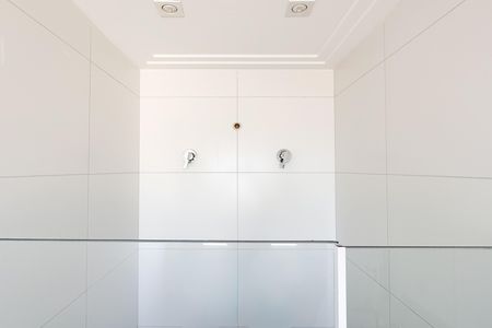 Apartamento à venda com 78m², 2 quartos e 2 vagasBanheiro da Suíte 1