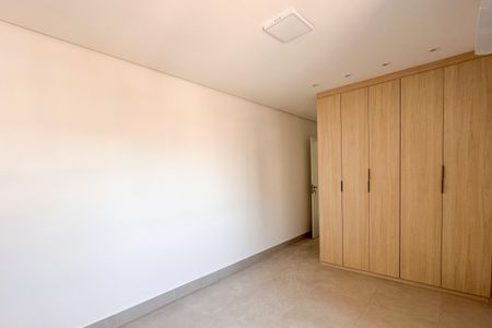 Apartamento à venda com 78m², 2 quartos e 2 vagasSuíte 2