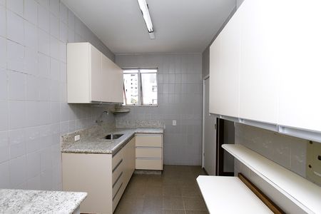 Cozinha de apartamento à venda com 3 quartos, 124m² em Gutierrez, Belo Horizonte