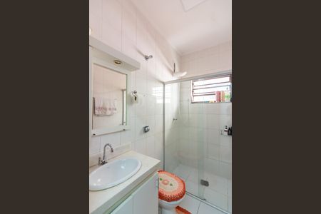 Casa à venda com 130m², 3 quartos e 2 vagas Casa à venda com 130m², 3 quartos e 2 vagasBanheiro