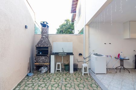 Casa à venda com 130m², 3 quartos e 2 vagas Casa à venda com 130m², 3 quartos e 2 vagasÁrea Gourmet