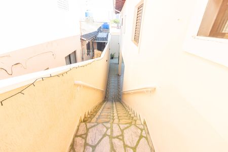 Casa à venda com 130m², 3 quartos e 2 vagas Casa à venda com 130m², 3 quartos e 2 vagasCorredor