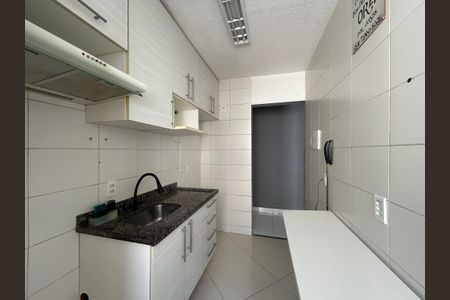 Apartamento à venda com 44m², 2 quartos e 1 vaga Apartamento à venda com 44m², 2 quartos e 1 vagaCozinha