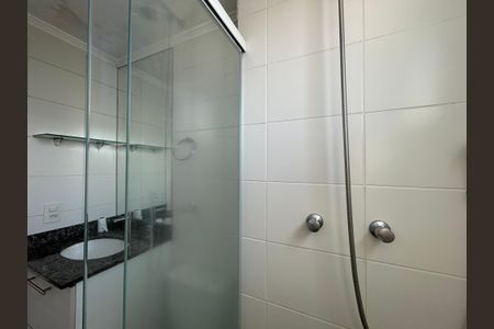 Apartamento à venda com 44m², 2 quartos e 1 vaga Apartamento à venda com 44m², 2 quartos e 1 vagaBanheiro
