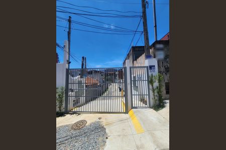 Casa para alugar com 80m², 2 quartos e 1 vagaEntrada