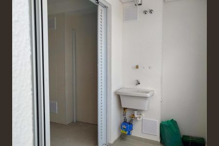 Apartamento para alugar com 40m², 2 quartos e 1 vagaVaranda com tanque