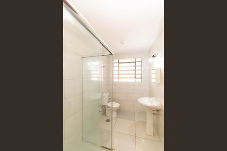 Apartamento para alugar com 90m², 2 quartos e sem vagaBanheiro