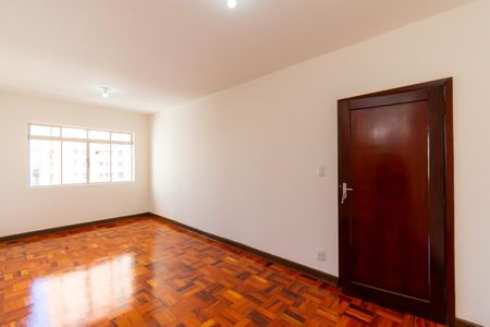 Apartamento para alugar com 90m², 2 quartos e sem vagaSala/Quarto