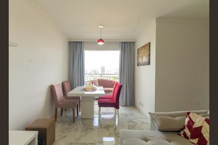 Sala de apartamento à venda com 3 quartos, 66m² em Guaiauna, São Paulo