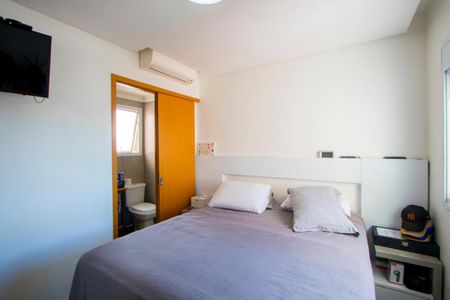 Apartamento à venda com 73m², 2 quartos e 2 vagasQuarto 1 - Suíte