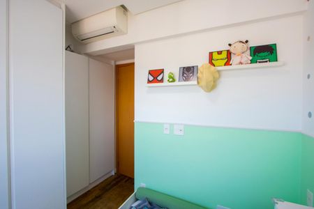 Apartamento à venda com 73m², 2 quartos e 2 vagasQuarto 2