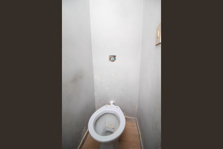 Casa para alugar com 300m², 4 quartos e 2 vagas Casa para alugar com 300m², 4 quartos e 2 vagasBanheiro da Suíte 4