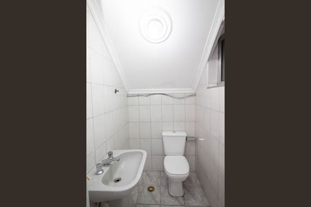 Casa para alugar com 300m², 4 quartos e 2 vagas Casa para alugar com 300m², 4 quartos e 2 vagasBanheiro 1