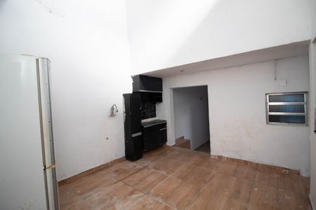 Casa para alugar com 300m², 4 quartos e 2 vagas Casa para alugar com 300m², 4 quartos e 2 vagasCozinha 2