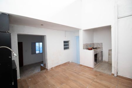 Casa para alugar com 300m², 4 quartos e 2 vagas Casa para alugar com 300m², 4 quartos e 2 vagasCozinha 2