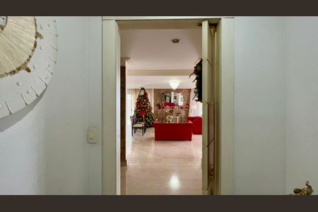 Entrada de apartamento à venda com 4 quartos, 340m² em Paraíso, São Paulo