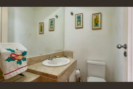 Apartamento à venda com 340m², 4 quartos e 6 vagasLavabo