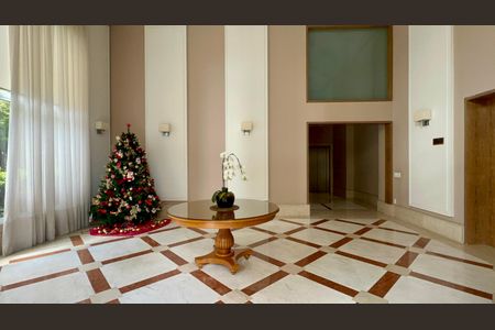 Apartamento à venda com 340m², 4 quartos e 6 vagasHall social