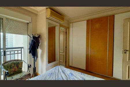 Apartamento à venda com 340m², 4 quartos e 6 vagasSuíte 2