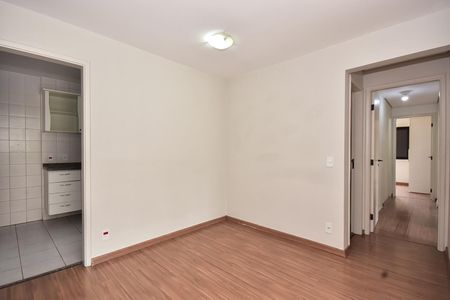 Sala de apartamento para alugar com 3 quartos, 100m² em Vila Progredior, São Paulo