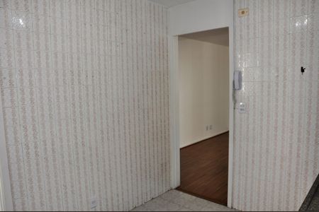 Apartamento para alugar com 76m², 3 quartos e 1 vagaDetalhe - Cozinha