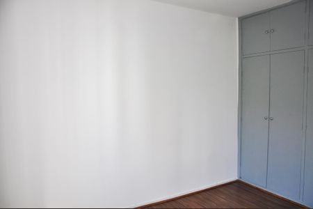 Apartamento para alugar com 76m², 3 quartos e 1 vagaDetalhe - Quarto 02