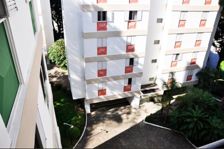 Apartamento para alugar com 76m², 3 quartos e 1 vagaDetalhe - Vista da Sala