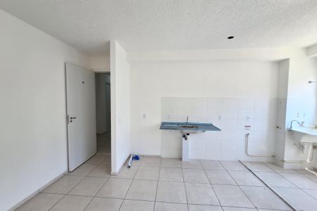 Cozinha de apartamento para alugar com 2 quartos, 42m² em Vila Ouro Preto, Duque de Caxias