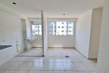 Sala de apartamento para alugar com 2 quartos, 42m² em Vila Ouro Preto, Duque de Caxias