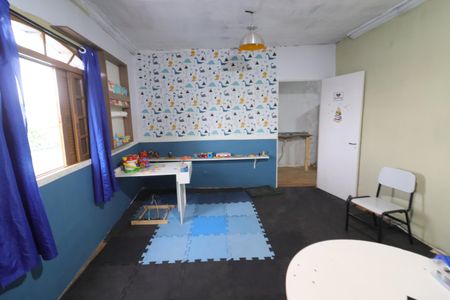 Quarto de casa para alugar com 1 quarto, 50m² em Bussocaba, Osasco