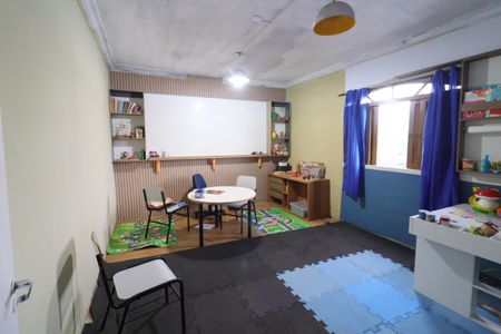 Quarto de casa para alugar com 1 quarto, 50m² em Bussocaba, Osasco