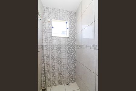 Banheiro de kitnet/studio para alugar com 1 quarto, 30m² em Madureira, Rio de Janeiro