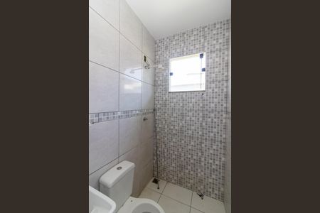 Banheiro de kitnet/studio para alugar com 1 quarto, 30m² em Madureira, Rio de Janeiro