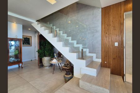 Apartamento à venda com 242m², 4 quartos e 3 vagasSala