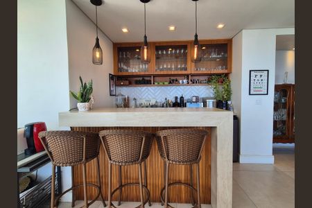 Apartamento à venda com 242m², 4 quartos e 3 vagasSala