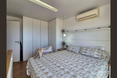 Apartamento à venda com 242m², 4 quartos e 3 vagasSuíte 2