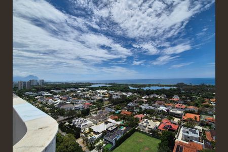 Apartamento à venda com 242m², 4 quartos e 3 vagasVista 