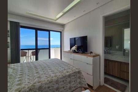 Apartamento à venda com 242m², 4 quartos e 3 vagasSuíte 2